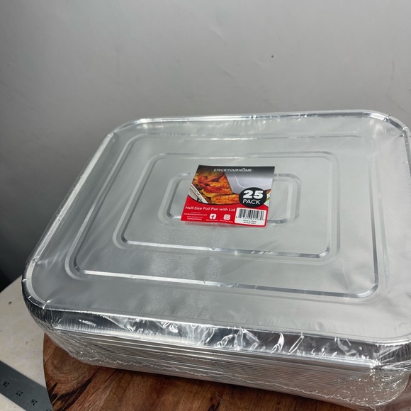 Stock your home.Half-size foil pan with lid 25 pack. - Picture 2 of 2